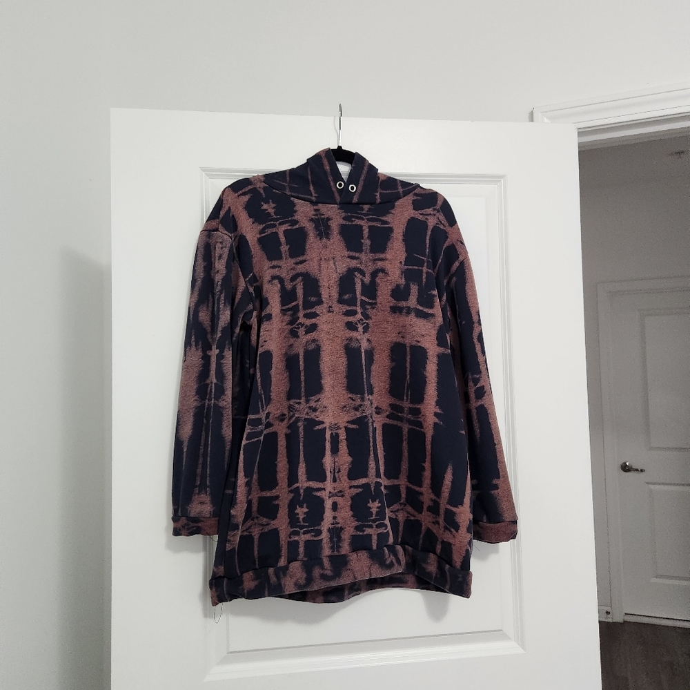 Tie-dye oversized hoodie sweatshirt